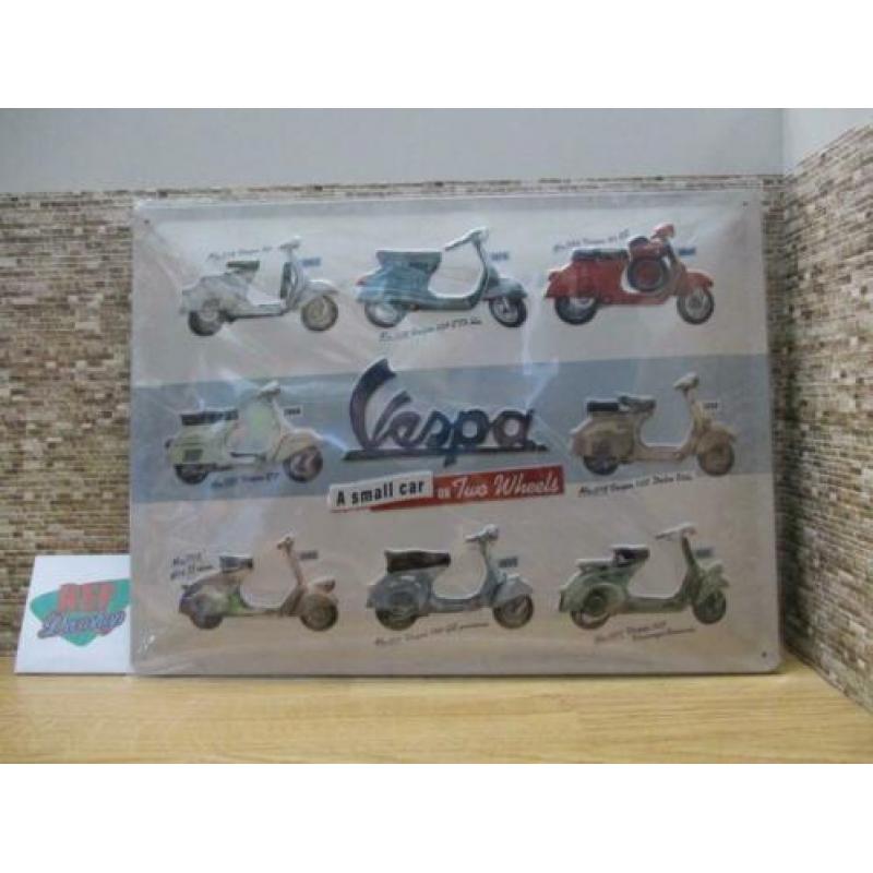 leuke hebbedingetjes vespa, mokken, metalen borden, klok