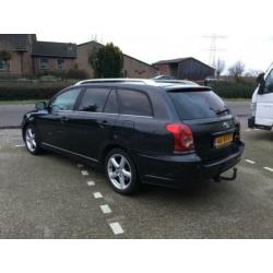 Toyota Avensis 2.2 D-4d Wagon 2007 navi leder
