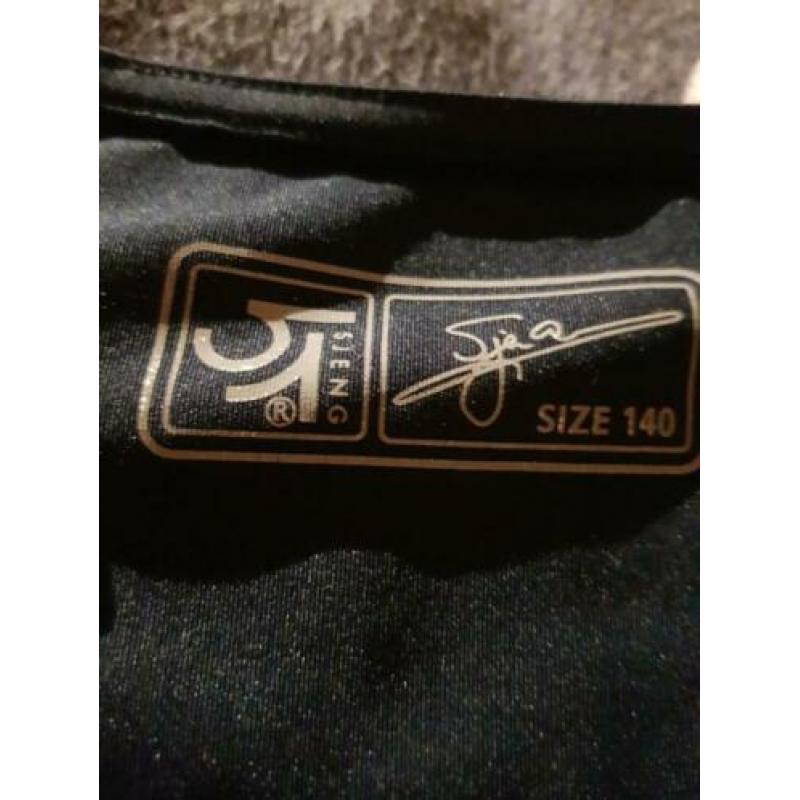 Tennis tenue meisje maat 140 Merk Sjeng en Adidas