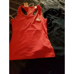 Tennis tenue meisje maat 140 Merk Sjeng en Adidas