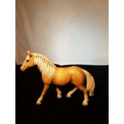 schleich paarden