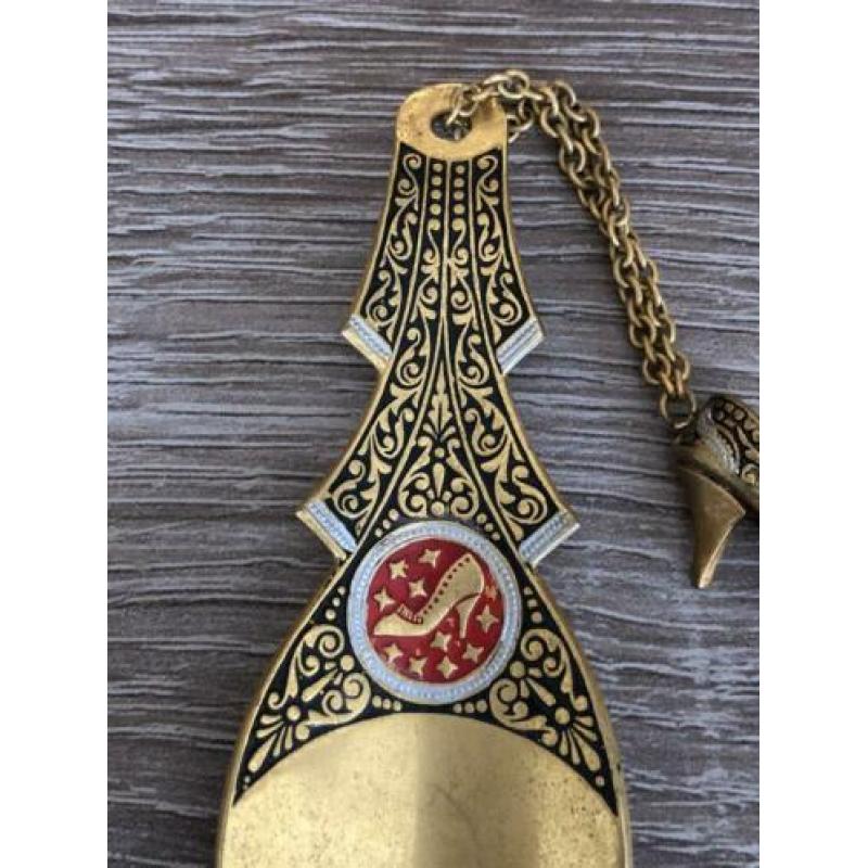 Kleine Spaanse hanger schoenlepel Toledo met hakschoentje