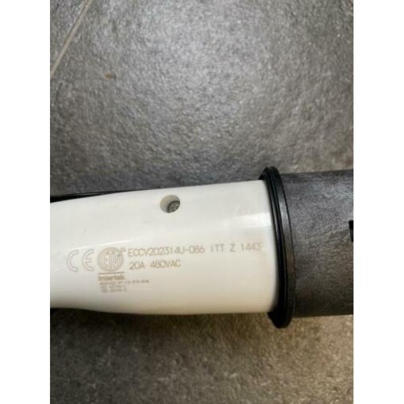 ICU compact met vast snoer 3,7 kw type 2 plug & Charge