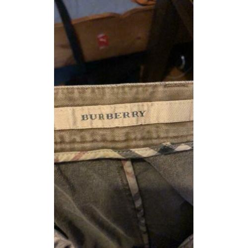 Burberry broek.