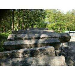 Granietbanden 13/15 x30 cm lengte 1,00-2,00 m nog 500 m