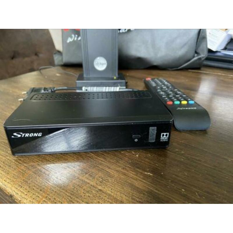 Strong SRT8211 FTA DVB-T2 HD Ontvanger