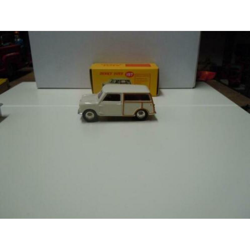 Morris Mini Traveller. Model van het merk Atlas Dinky Toys.