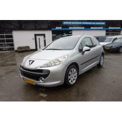 Peugeot 207 1.4-16V XS