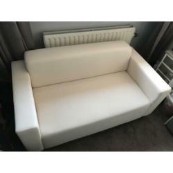 Zo goed als nieuwe witte Ikea 2-zits bank