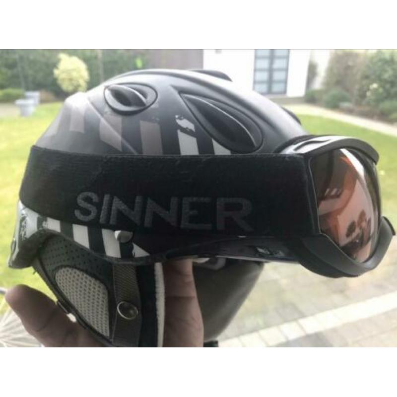 Alpina helm zwart wit grijs maat 57-61