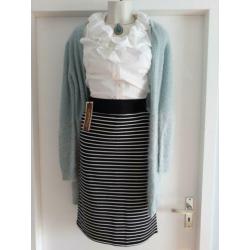 KAST OPRUIMING kleding pakket maat 38