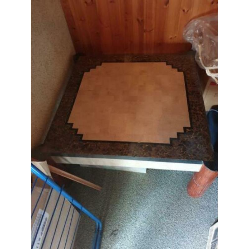Salontafel en bijzet tafel gratis