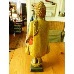 Staande Thaise Boeddha, Hout