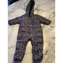 Te koop leuk pak Stella McCartney kids