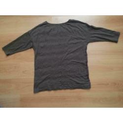 Taupebruin longsleeve met brorderie 3/4 mouwen mt L EDC