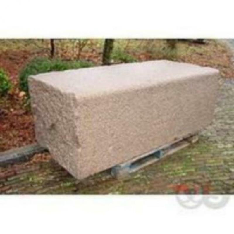 Granietbanden 13/15 x30 cm lengte 1,00-2,00 m nog 500 m