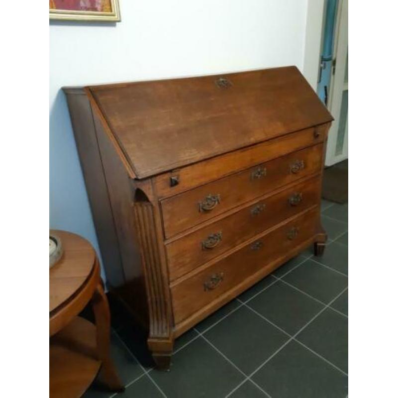 Secretaire