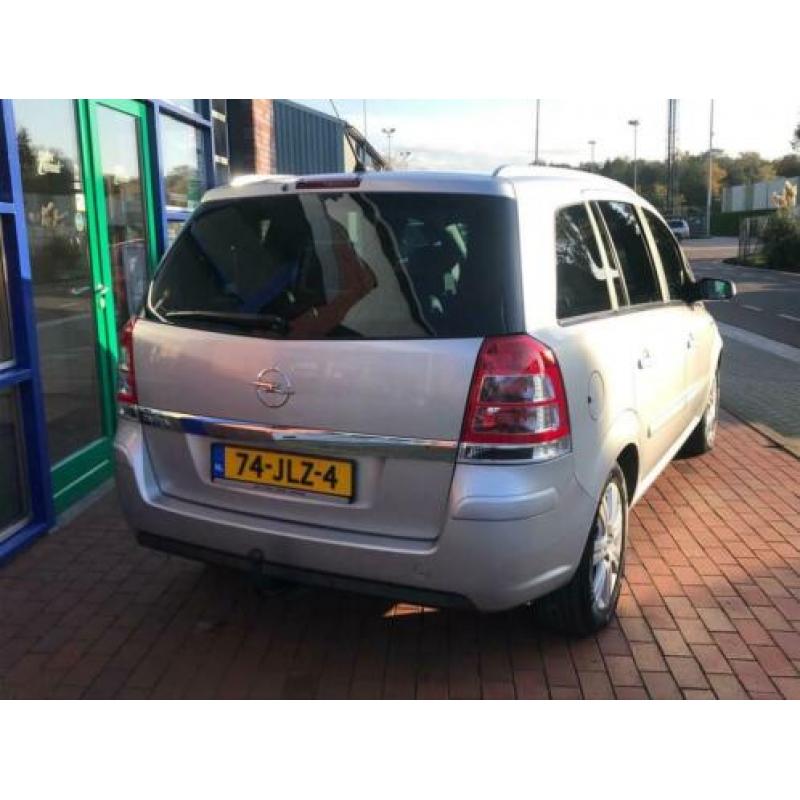 Opel Zafira 2.2 Cosmo navigatie Automaat Top Staat!