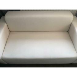 Zo goed als nieuwe witte Ikea 2-zits bank