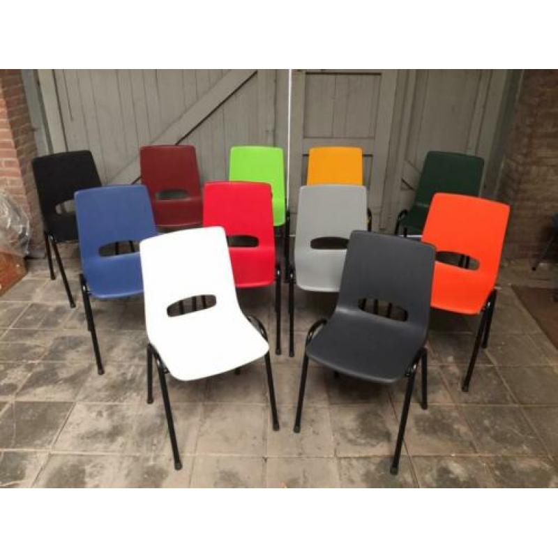 NIEUWE okergele gele kantinestoelen geel stapelstoelen