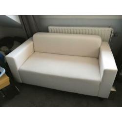 Zo goed als nieuwe witte Ikea 2-zits bank