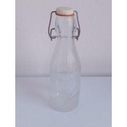 Flesje, glazen fles met adelaar 1967 Crownford made in Italy