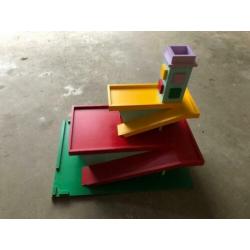 Te Koop Houten Speelgoed Garage € 50,-