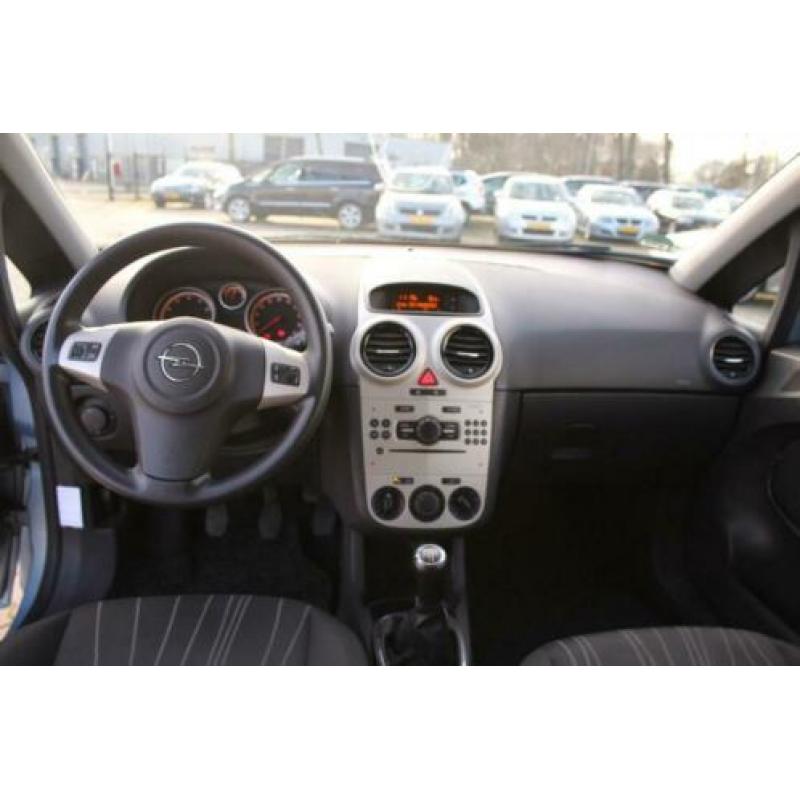 Opel Corsa 1.2-16V Business airco, radio cd speler, elektris