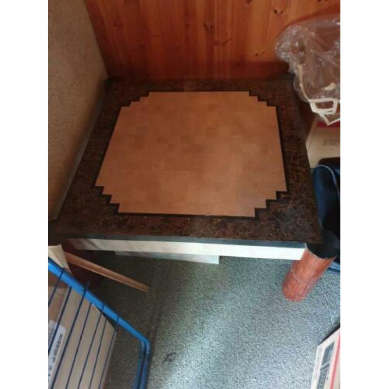 Salontafel en bijzet tafel gratis