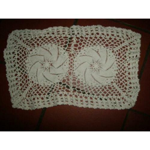 Tafelkleedjes gehaakt, jaren 70, vintage