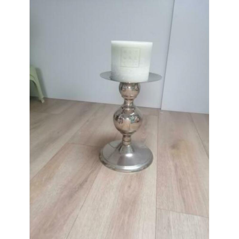 Grote kandelaren 50 cm hoog met Rituals kaarshouder