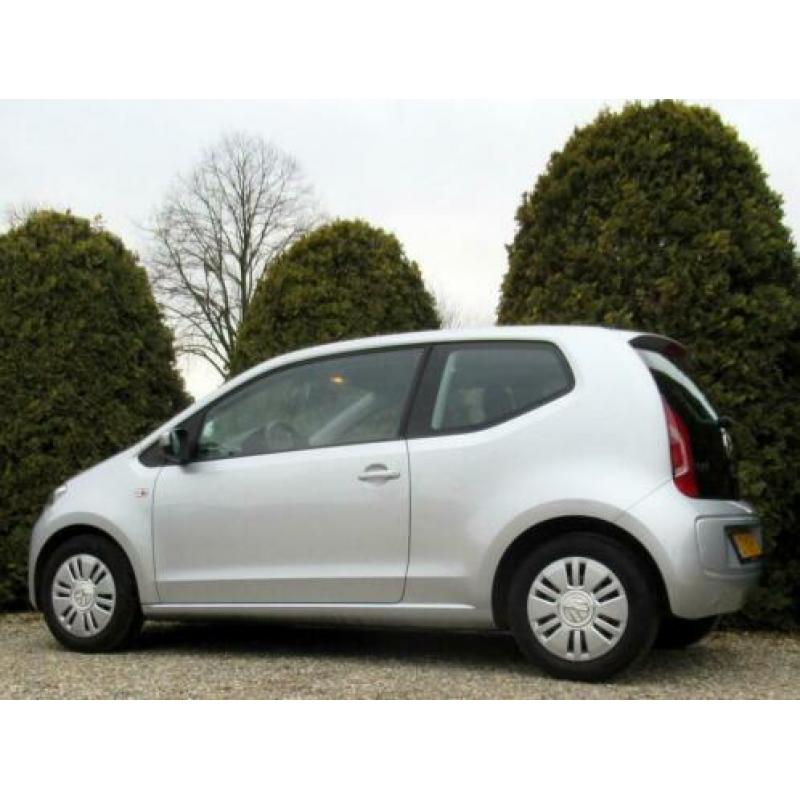 Volkswagen Up! 1.0 move up! BlueMotion / Navi / Airco