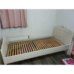 Mooi kinder bed