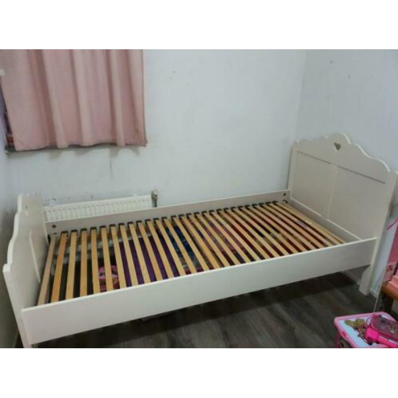Mooi kinder bed