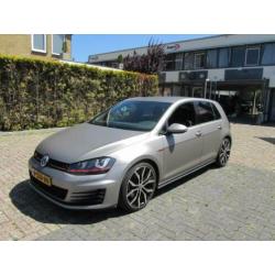 Volkswagen Golf 2.0 TSI GTI 330 PK GECHIPT 5D DSG unieke aut