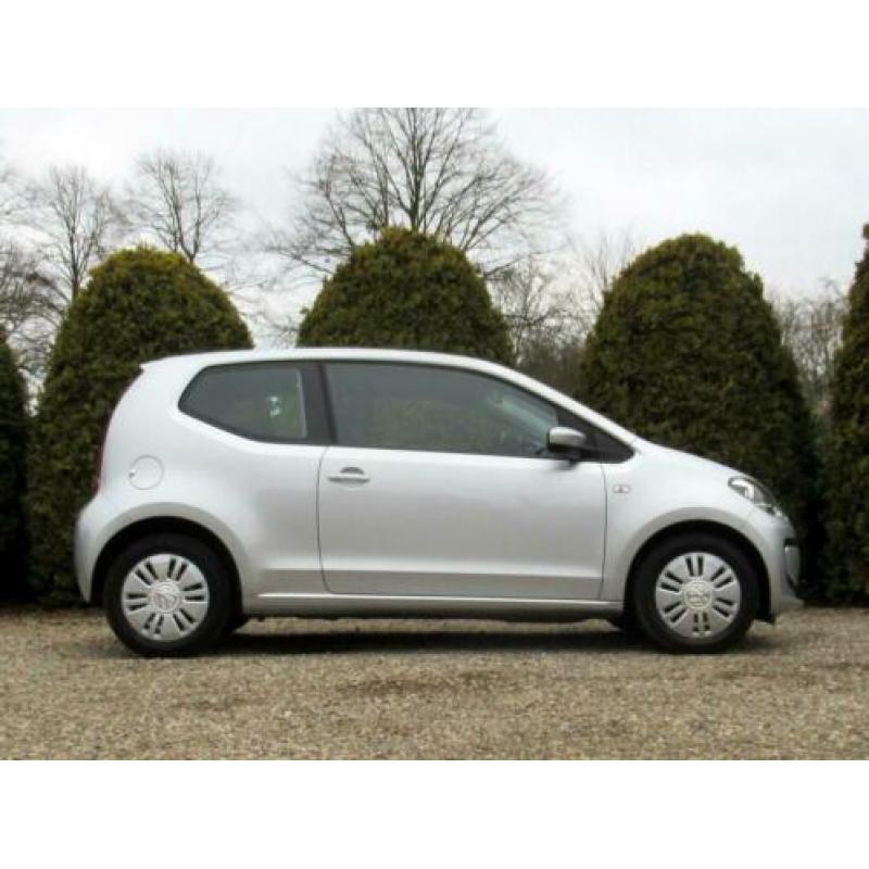 Volkswagen Up! 1.0 move up! BlueMotion / Navi / Airco
