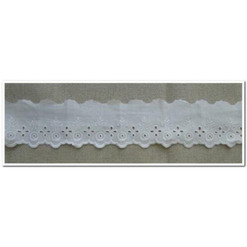 Vintage broderie kant siermotief (oud) nr 378 licht creme
