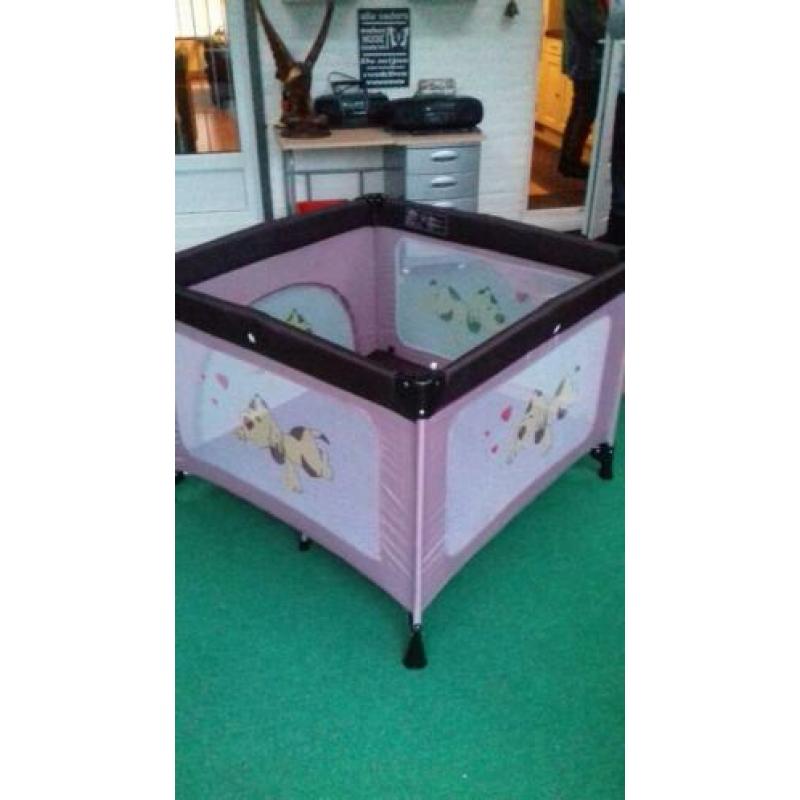 Opvouwbare box ophalen 25 euro