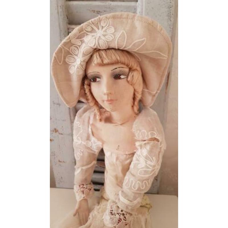 Soffa doll