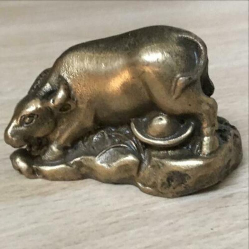 Chinese brons buffel rijkdom ingot
