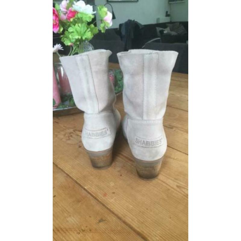 Mooie suède zandkleurige/ beige Shabbies maat 40