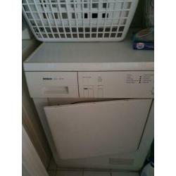 wasmachine Miele Novotronic en W904 wasdroger Bosch