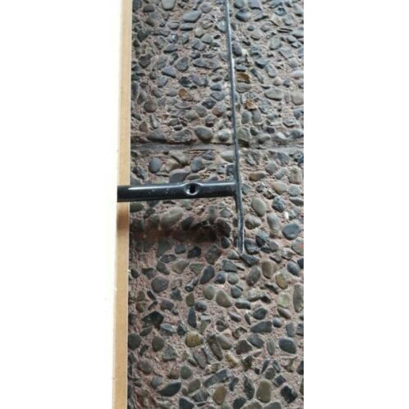 Zwevende plank van Ikea