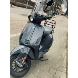 Vespa Sprint full option