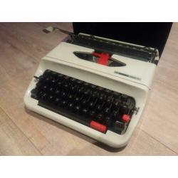 Hermes Baby typemachine. In echt nette staat!