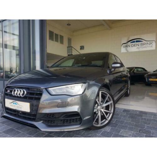 Audi S3 Limousine 2.0 quattro Black Edition Audi garantie