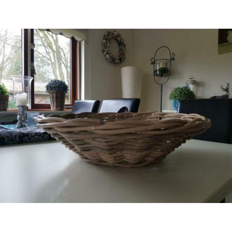 Hele grote rieten mand NIEUW! 6 euro per stuk, 3x voor € 15