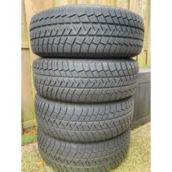 Michelin winterbanden+velgen 235/65 R17