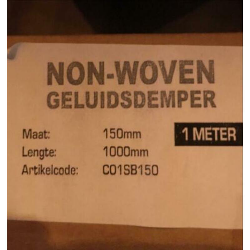 Non-woven geluids demper