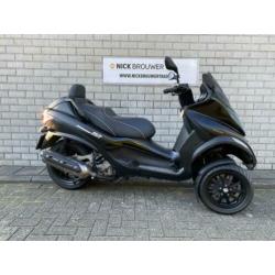 Piaggio MP3 500 LT Sport met diverse extra's (bj 2012)